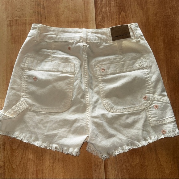 American Eagle Outfitters White Jean Shorts with Floral Accents - Picture 4 of 4